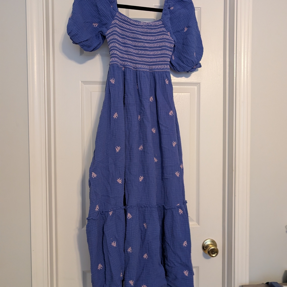 Chic Blue Maxi Dress with Puff Sleeves